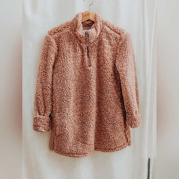 Fluffy pink sweater vest - Picture 1 of 4